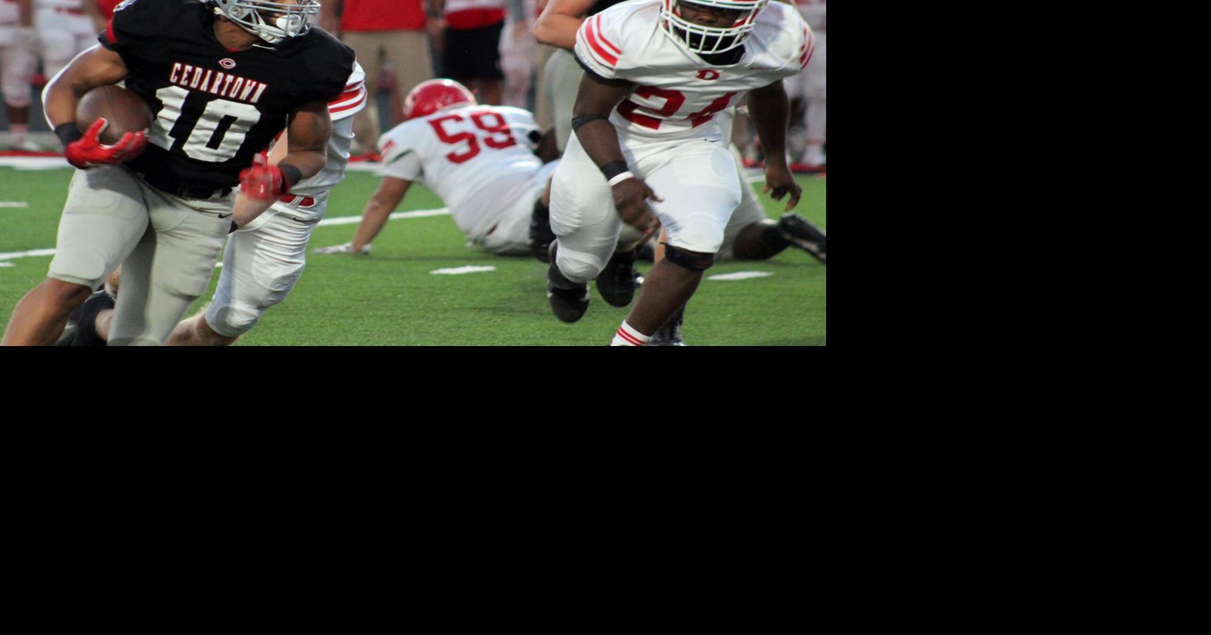 FOOTBALL Bulldogs roll to win over Dalton, 439 Sports