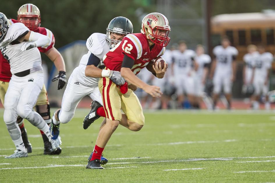Football Creekview Downs Rome At Barron Stadium Football