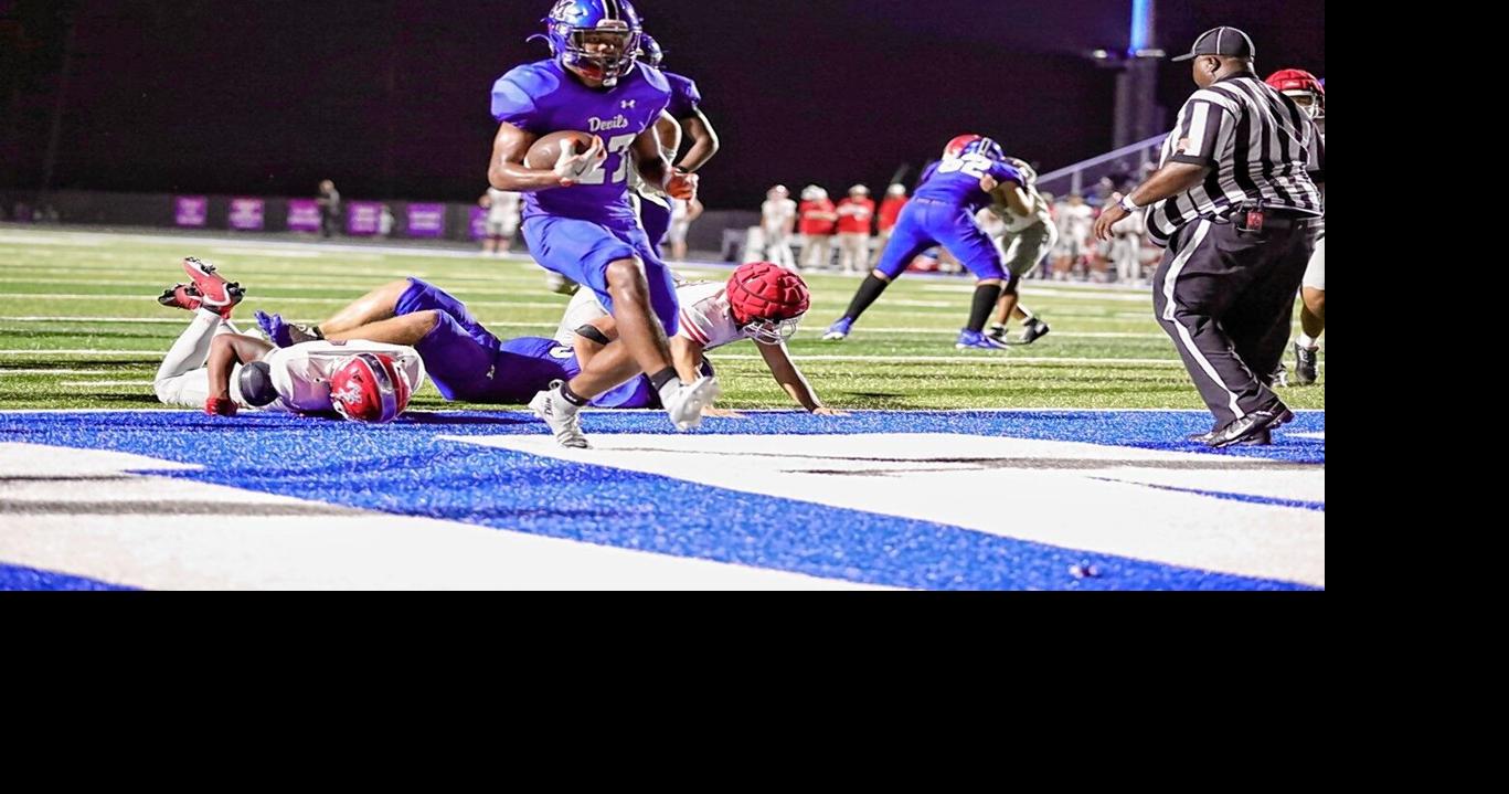 Model grounds Eagles in homecoming shutout