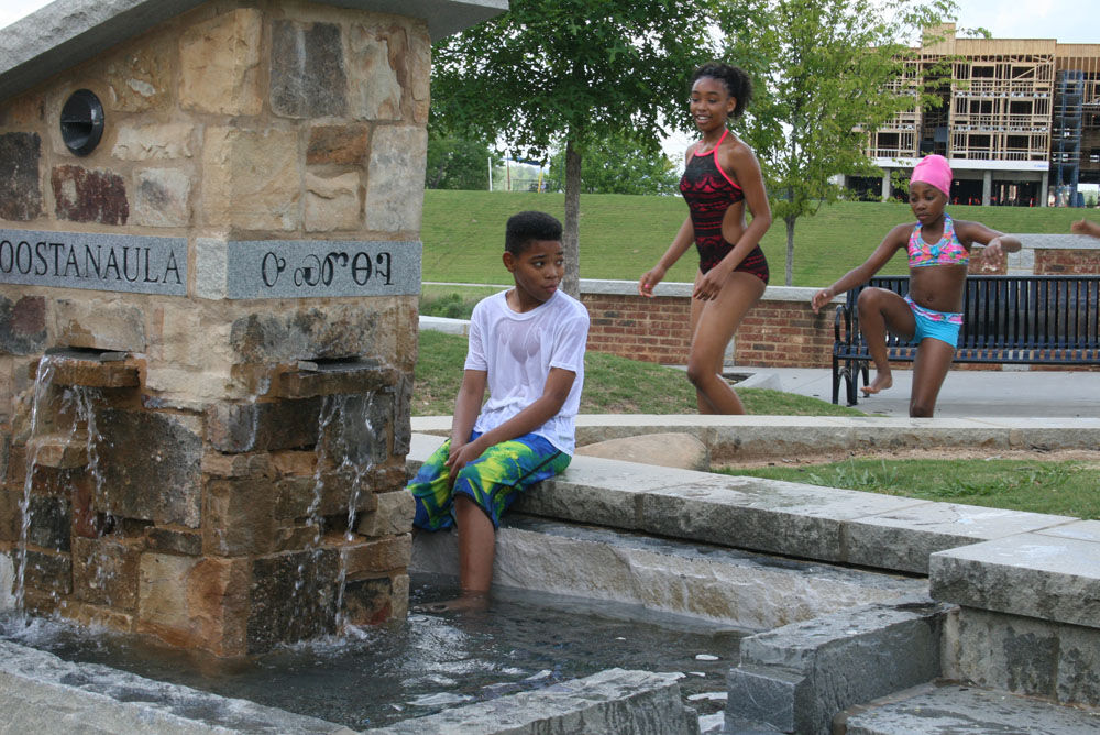 Town Green fountain back in season