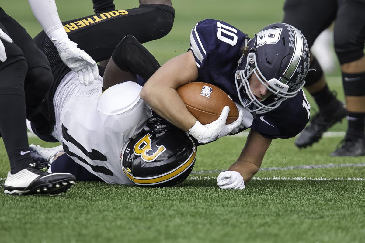 College Football Berry Gets Rematch Against Maryville In First