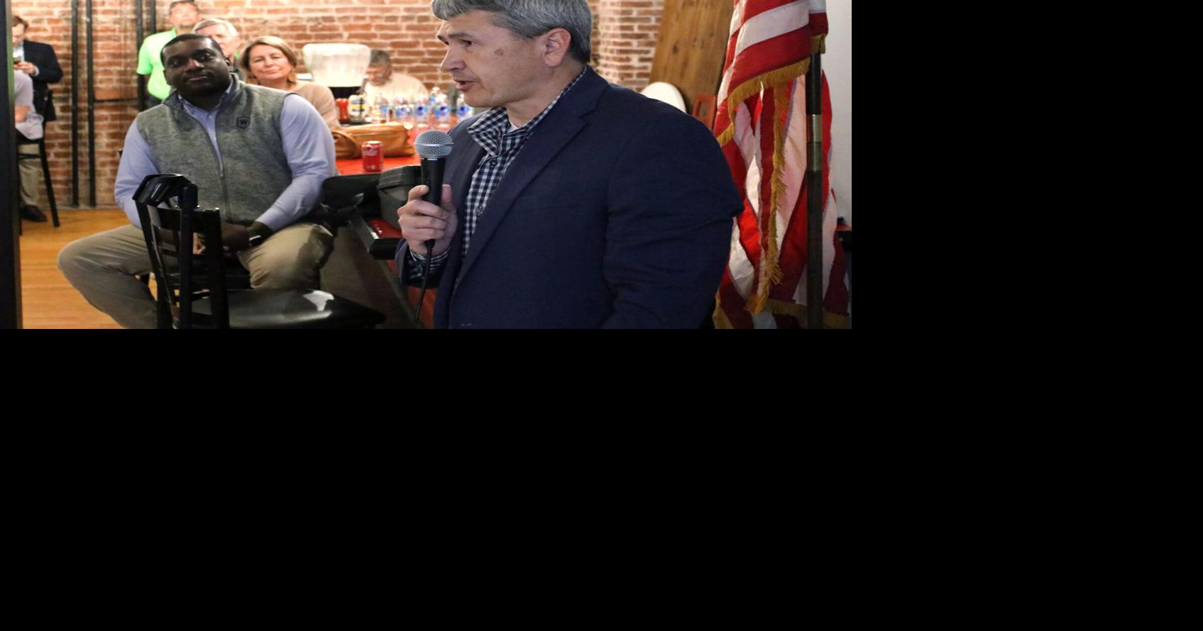 Meet The Candidates In The Floyd County Sheriff and Clerk Of Court