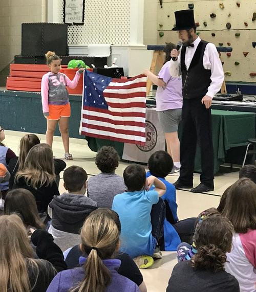 Lincoln visits Rock Spring Elementary