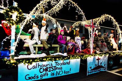 Summerville Ga Christmas Parade 2022 Christmas Parade Of Lights Approaches | The Calhoun Times |  Northwestgeorgianews.com