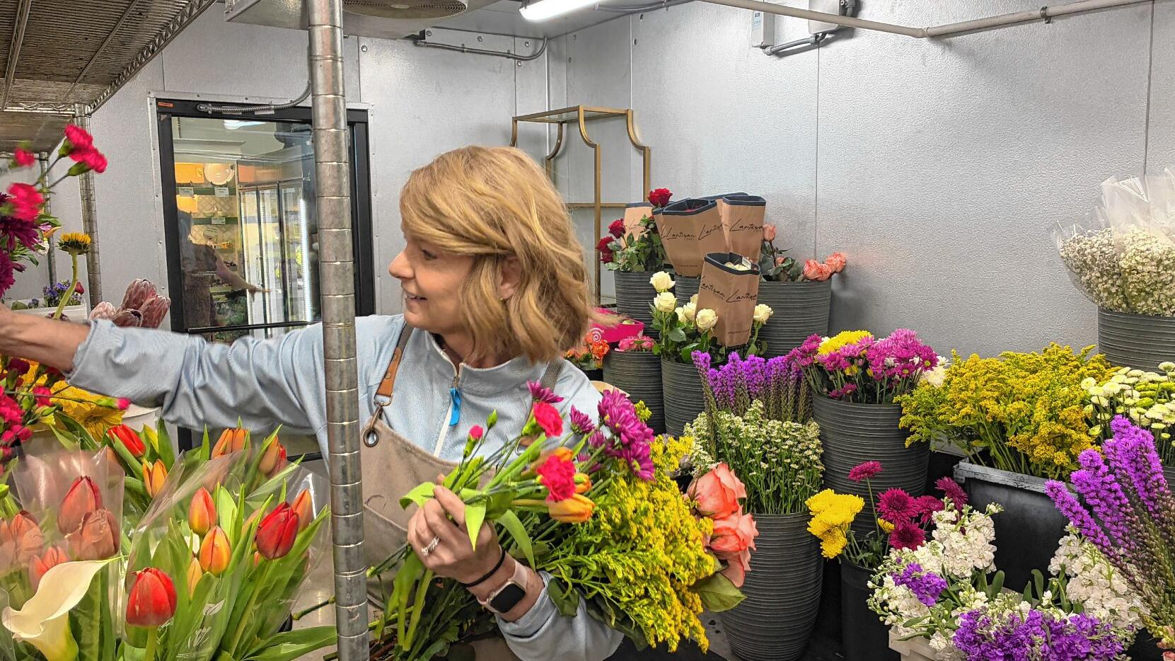 Bussey's Florist marks 50 years of blooming | Business ...