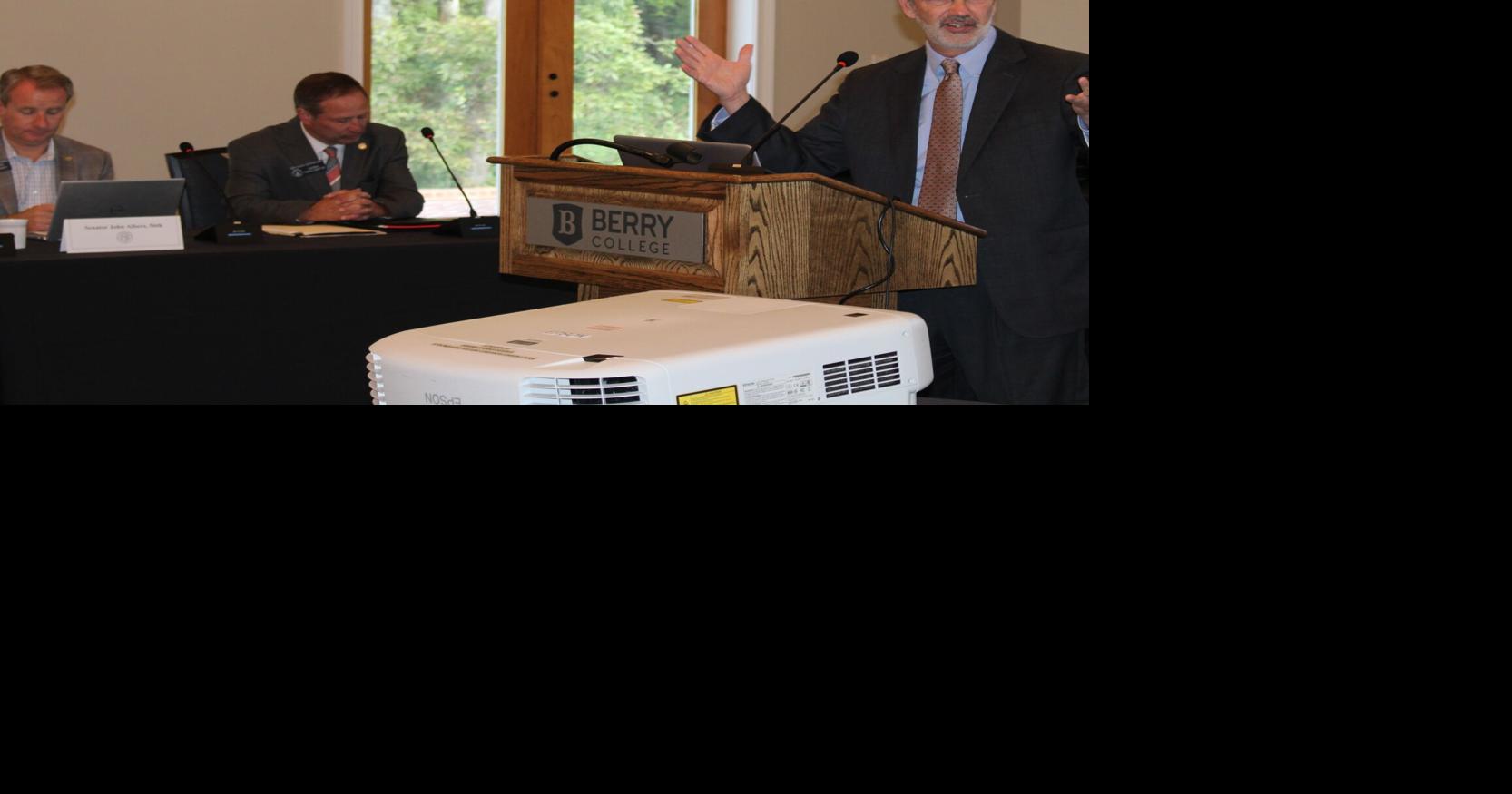 manufacturers defend tax incentives at legislative panel