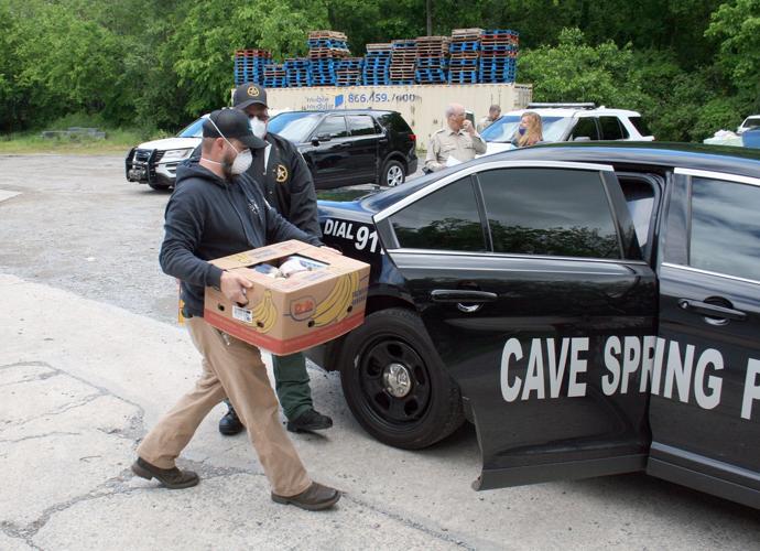 Deputies deliver food to elderly