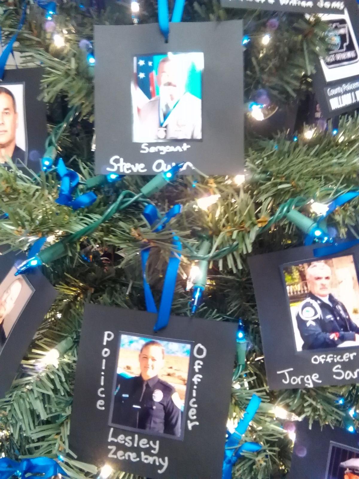 Cedartown Police Department Christmas Tree Honors Fallen Officers In 2016 Polkfishwrap Northwestgeorgianews Com