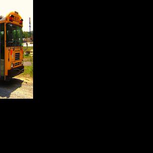 CPD reminds drivers to watch for school buses, students crossing street ...