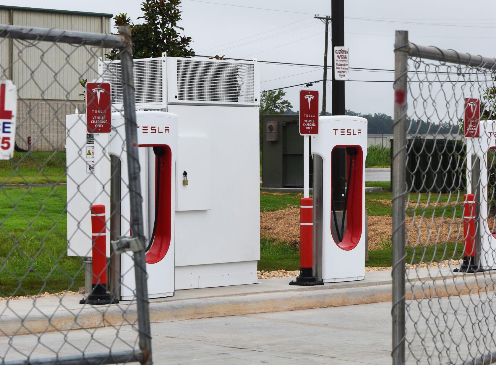 Tesla superchargers coming to Bucee's