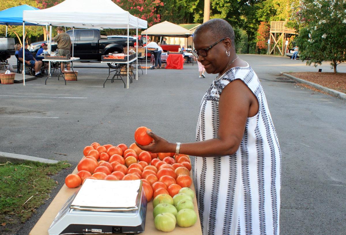 082219_RNT_Market2.jpg