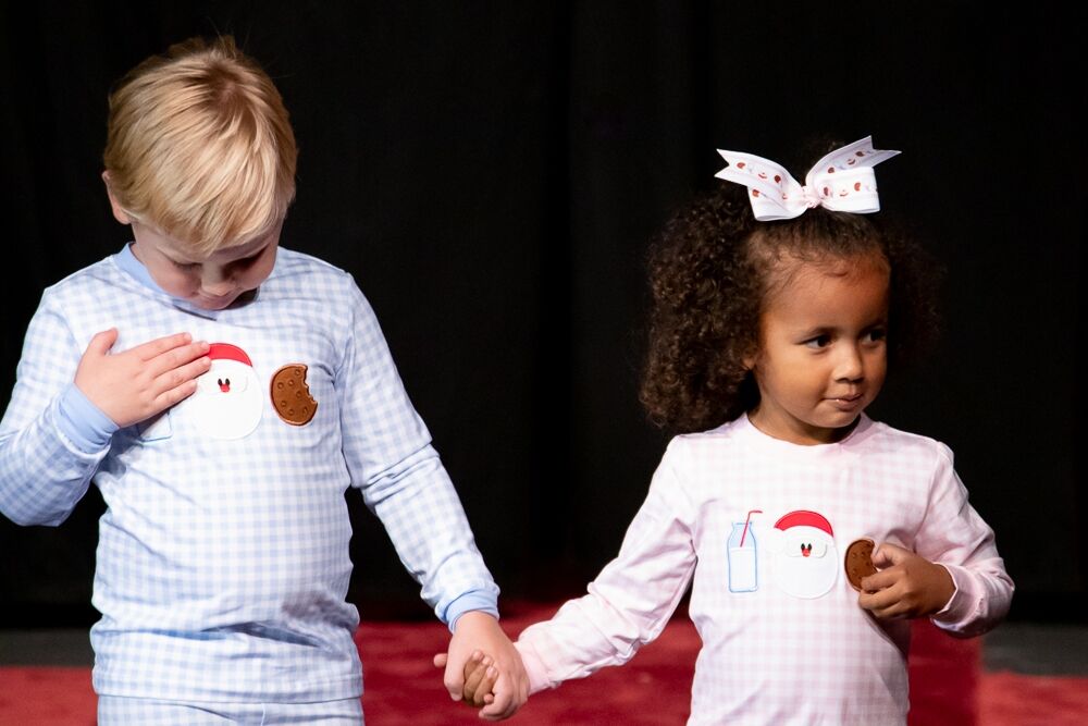 Specially Gifted Foundation hosts benefit fashion show at the Desoto Theatre