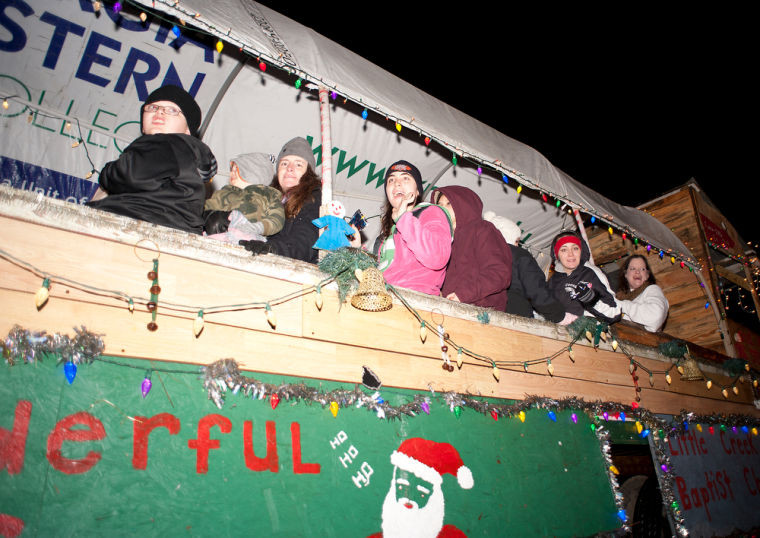 Cave City Christmas Parade 2022 Cave Spring Christmas Parade Gallery Cave City Christmas Parade 2022 Cave Spring Christmas Parade Gallery