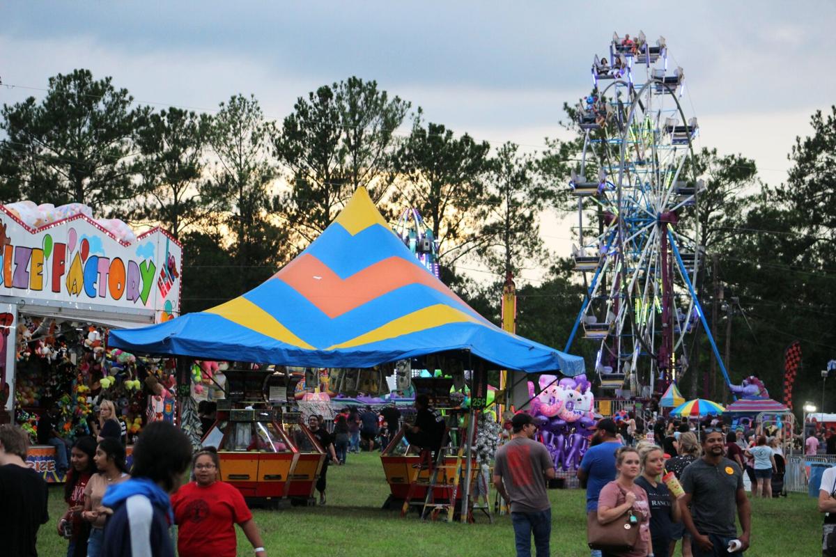 Rides, pageant mark opening night of Polk County Fair