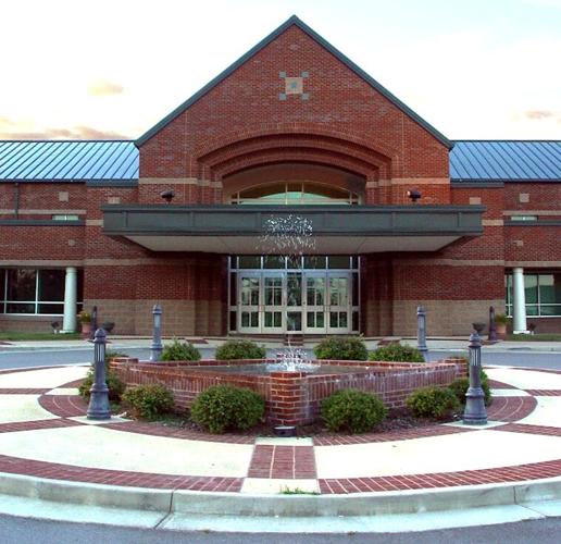 Colonnade in Ringgold has new fountain