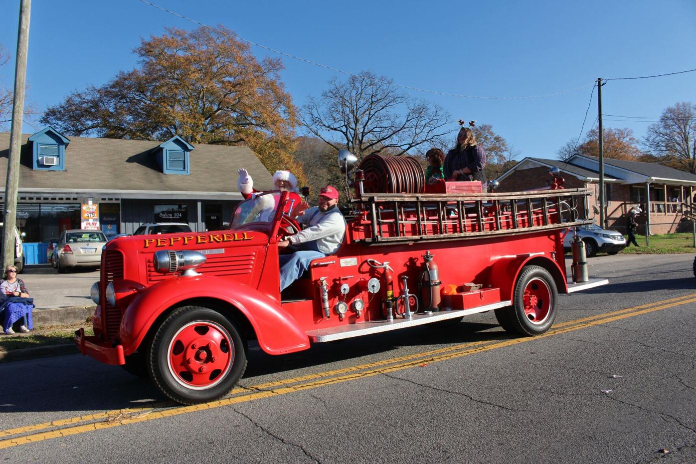 Lindale Christmas Parade 2022 Lindale Christmas Parade Set For 2:30 P.m., Cave Spring Parade At 5 P.m. |  Local | Northwestgeorgianews.com