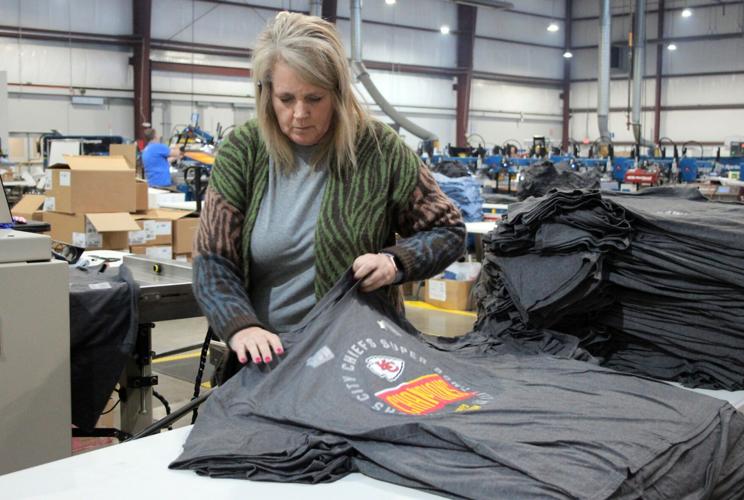 Cedartown company produces Super Bowl champion shirts