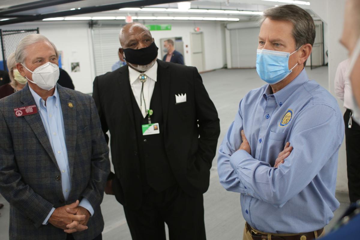 Gov Kemp Tours Temporary Medical Units At Floyd Medical Center Local News Northwestgeorgianews Com