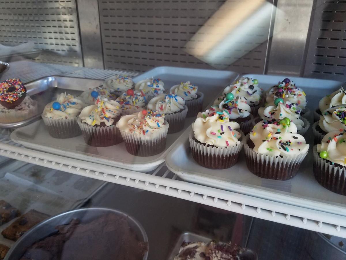 Bake And Bloom Opens On Spider Webb Drive Business Northwestgeorgianews Com Bloom and fresh sitesi tarafindan desteklenmeyen bir browser kullaniyorsunuz. bake and bloom opens on spider webb