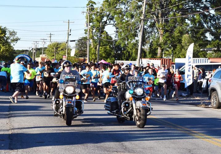 Crowds turn out for Unity Run 2022 Local