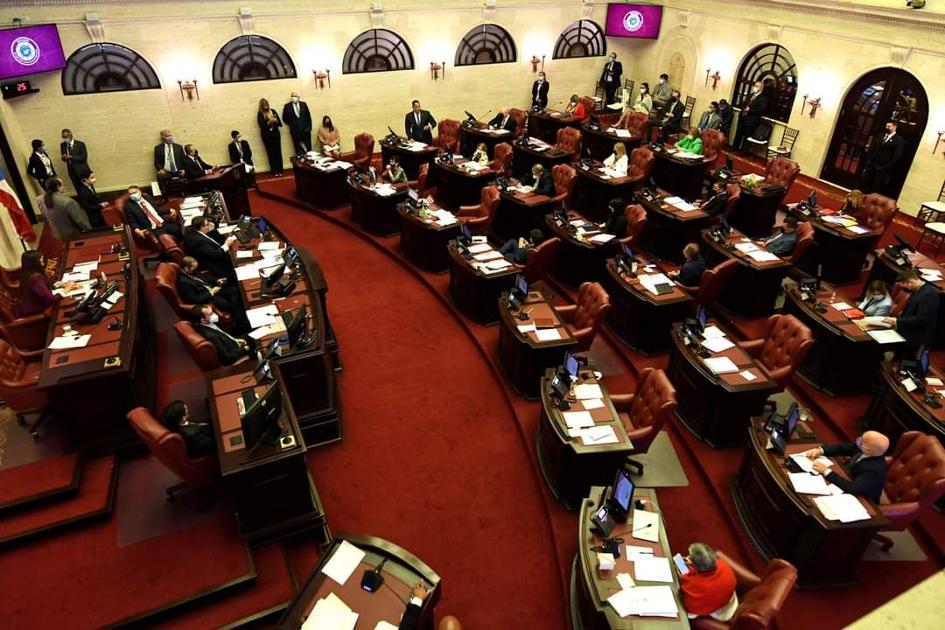 Senado aprueba medida que eleva salario mínimo a $9 ...