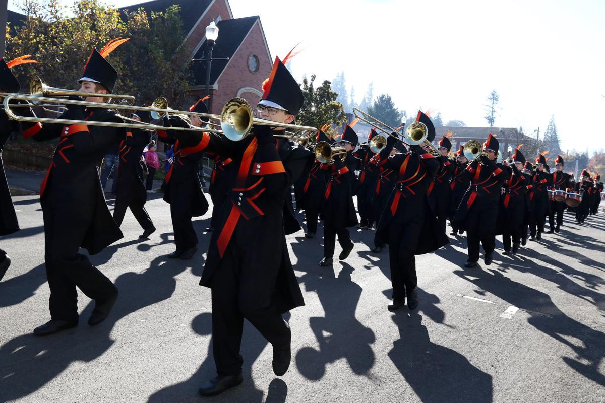 Roseburg veterans day parade