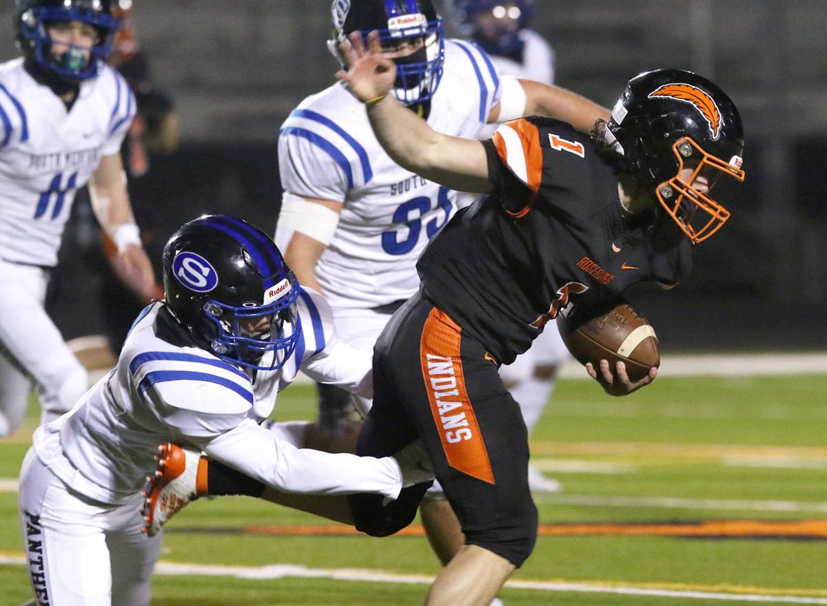 South Medford Finishes Strong Spoils Roseburg S Opener Prep Football Nrtoday Com Futbol, hokkey, tennis, basketbol i drugie vidy sporta! south medford finishes strong spoils