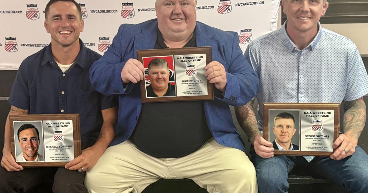 Mitchell Lofstedt enters 2026 NAIA Men's Wrestling Hall of Fame