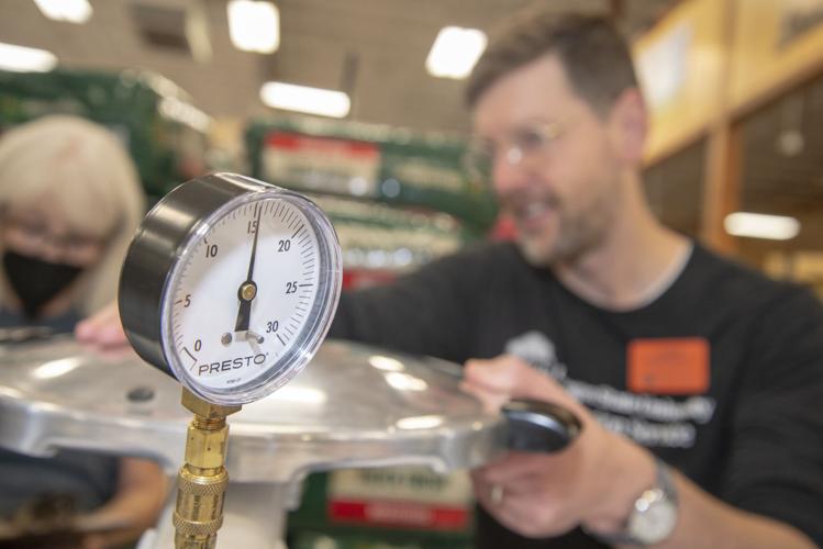 Pressure Canner Gauge Testing