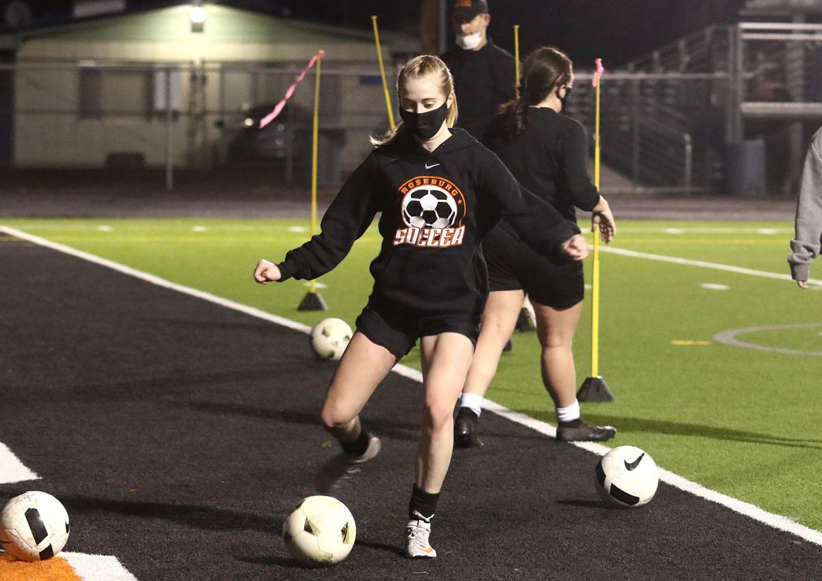 Young Roseburg Girls Soccer Team Eager To Play Improve Prep Girls Soccer Nrtoday Com Resultatservice, nyheter, videoer og sendeplan for sport i radio og tv. young roseburg girls soccer team eager