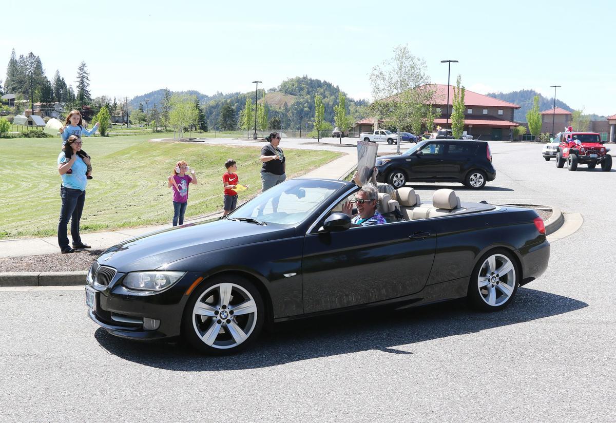 Brockway, McGovern Elementary School teachers join forces to greet