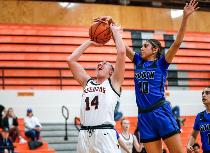 Roseburg girls keep playing hard despite struggles on court Prep