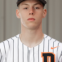 Prep Baseball: Roseburg outlasts North Medford 15-11