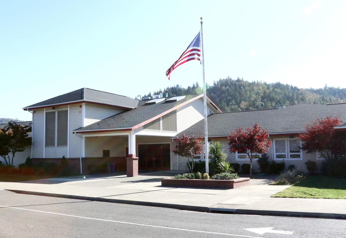 Roseburg Public Schools will renew its contract with Phoenix Charter