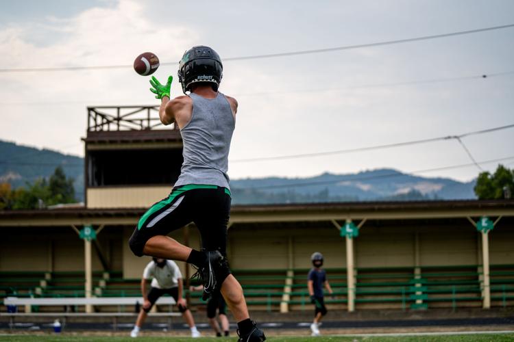 Scott Riddle Football Preview: Riddle returns for retribution after injury-plagued season ...