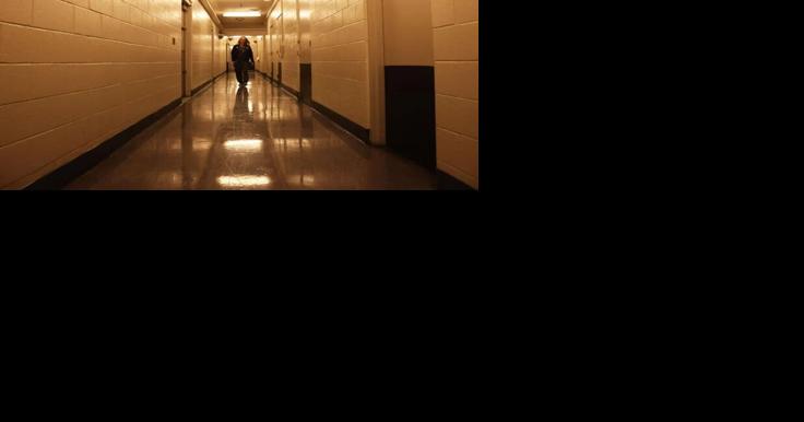 Oregon jails struggle to treat substance use disorders amid funding challenges and medical staff shortages - Vimarsana News