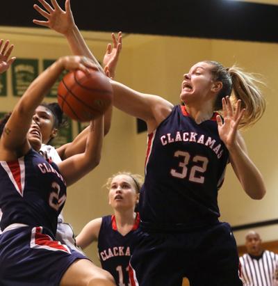 Ex Sutherlin Star Kayce Mock Learning At Clackamas In First Year