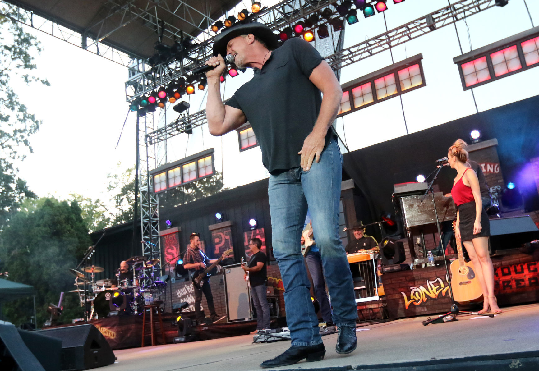 trace adkins jackson county fair trace adkins jackson county fair