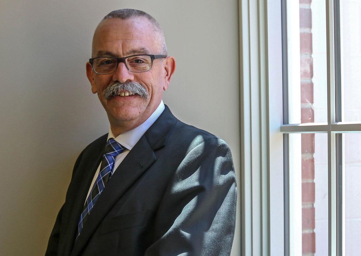 Oregonian Roseburg Va Director Leads Coronavirus Dance Party With Video Coronavirus Nrtoday Com