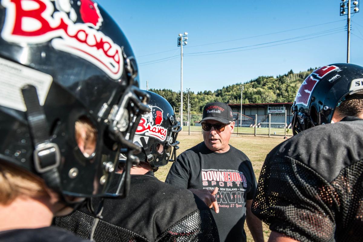 Reedsport High coach Lynn Fulps makes his final run Preps