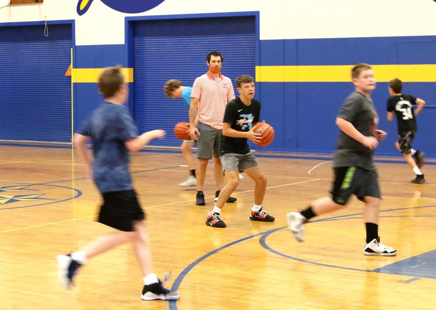 Kids Get Some Pointers At Roseburg Boys Basketball Skills Camp