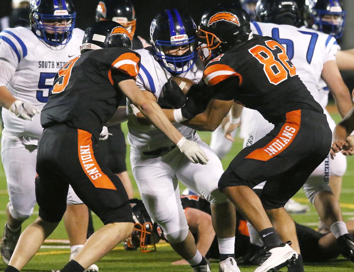 South Medford Finishes Strong Spoils Roseburg S Opener Prep Football Nrtoday Com Watch the best live coverage of your favourite sports: south medford finishes strong spoils