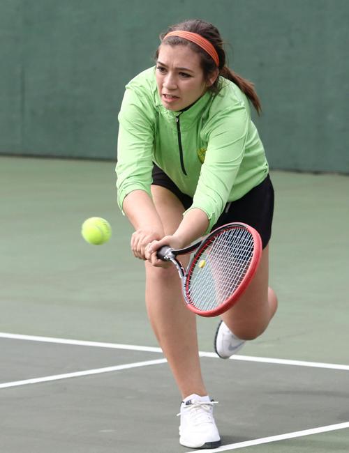 170414-spt-girlstennis-05