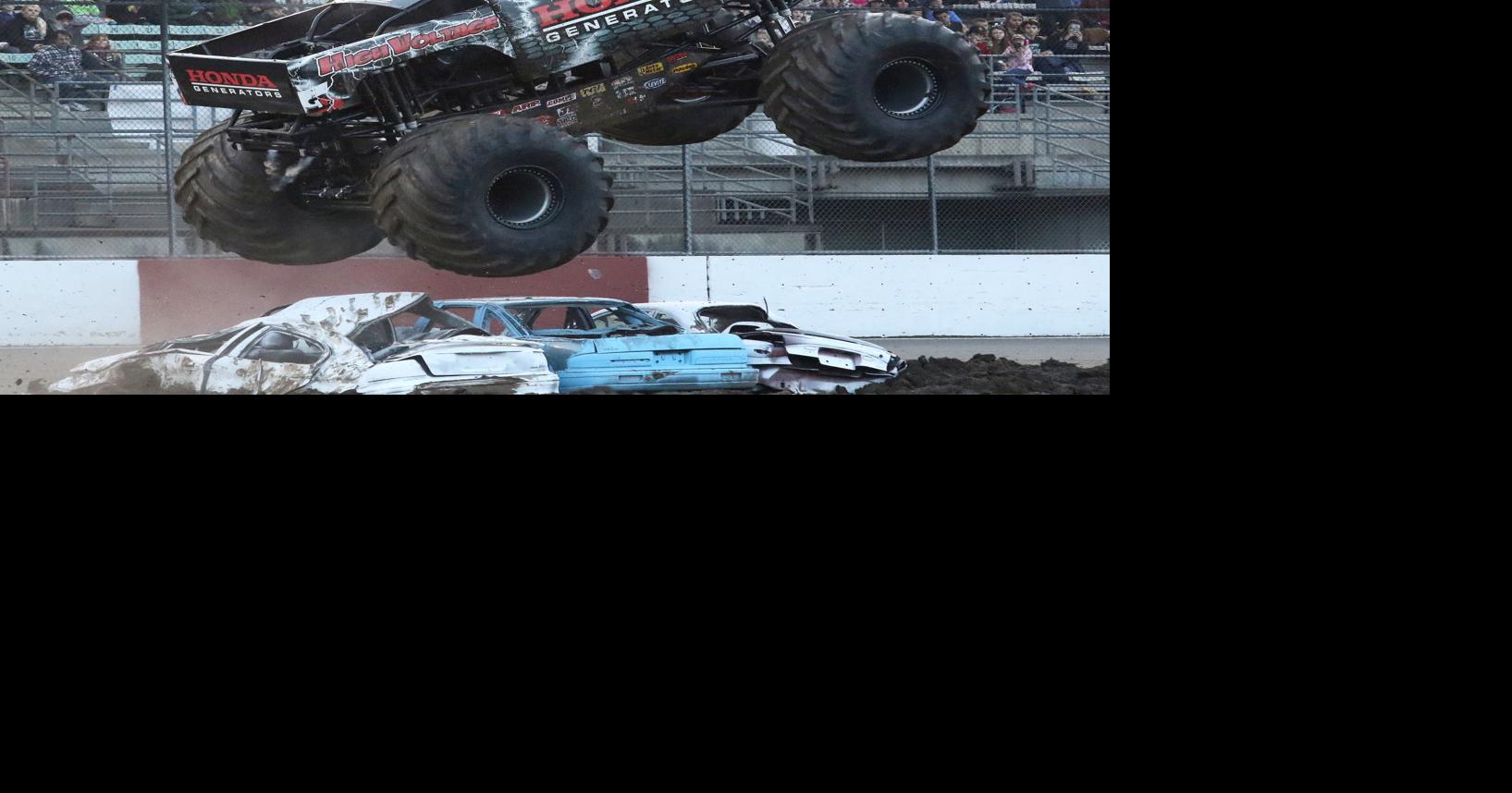 Mechanical mayhem: Monster Truck Nitro Tour heads to Southern Oregon  Speedway, Go Rogue
