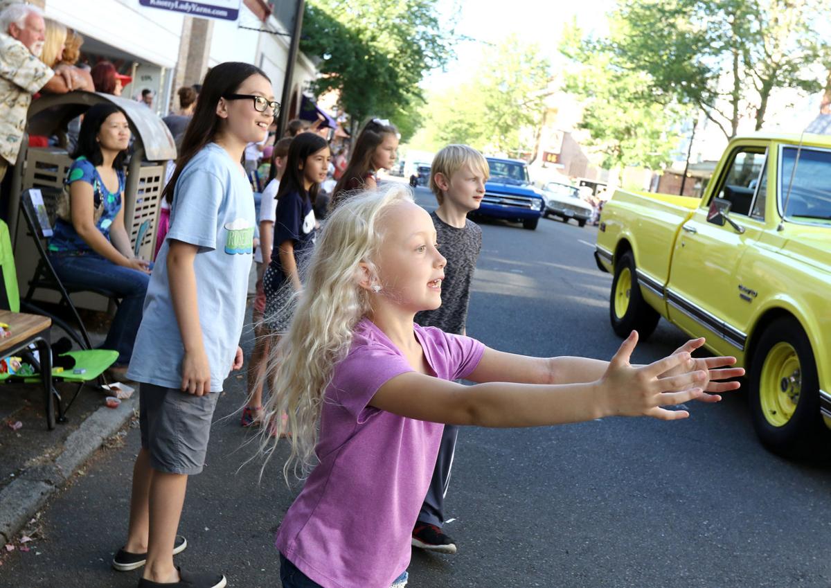 Blast from the past roars through Roseburg at 37th Graffiti Night