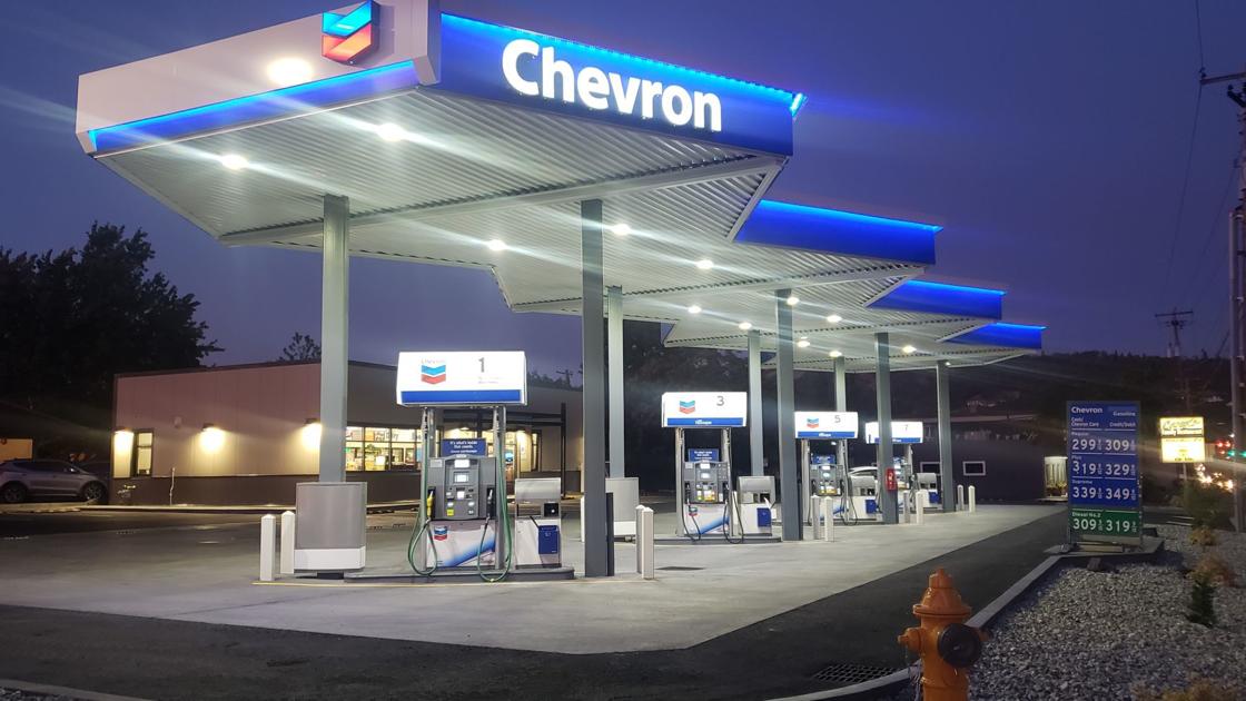 Google Image Result For Https Bloximages Newyork1 Vip Townnews Com Nrtoday Com Content Tncms Assets V3 Editorial A E4 Ae40d40 Google Images Chevron Gas Image