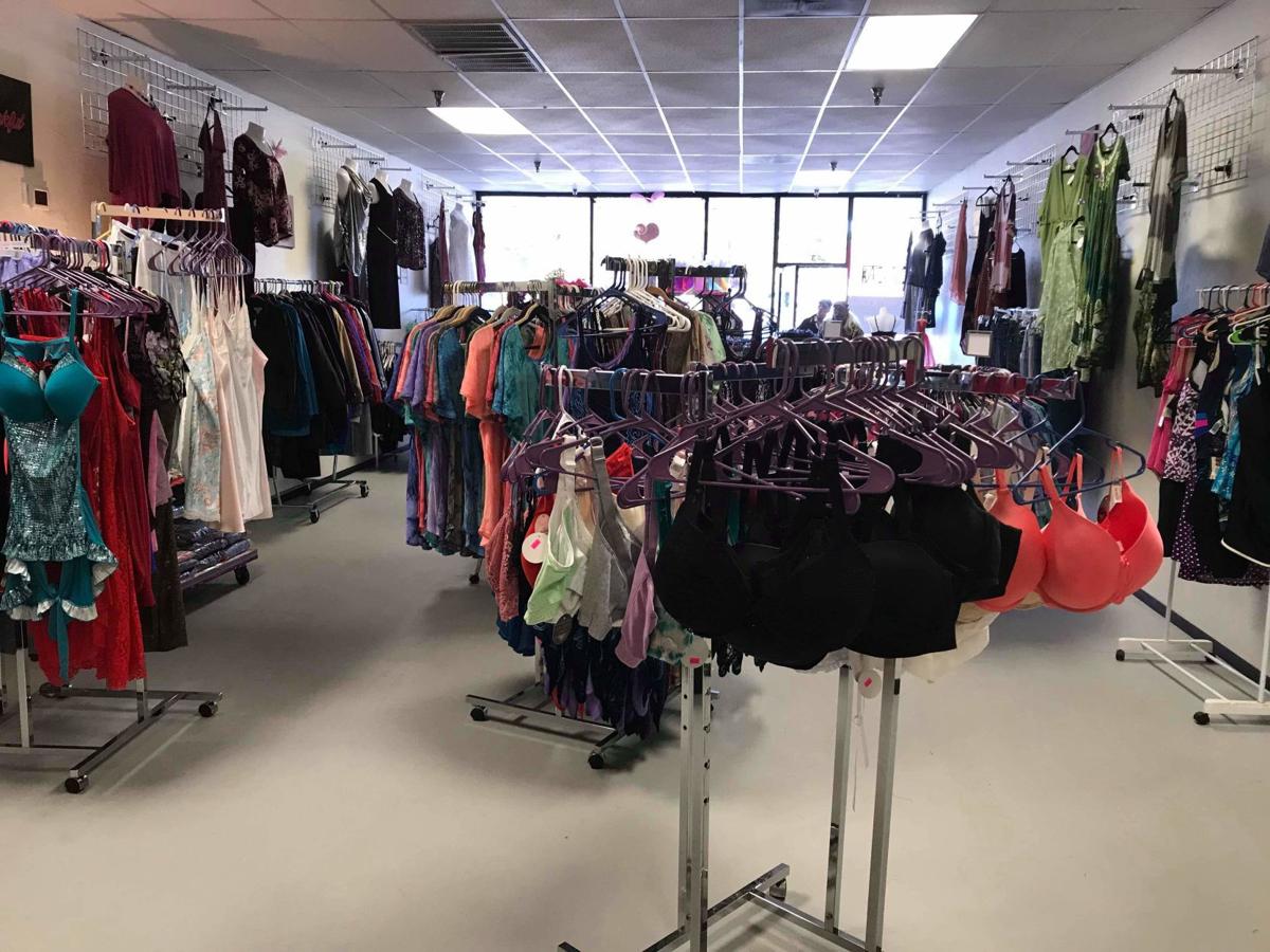 New Clothing Store In Green Business Nrtoday Com