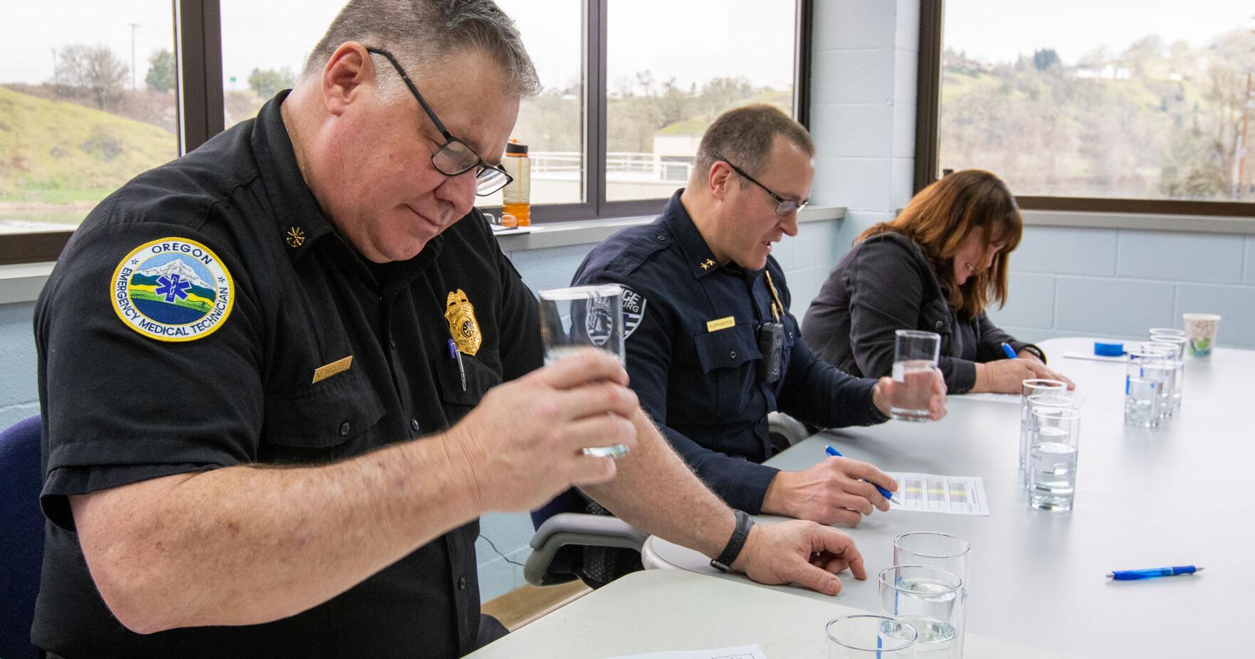 Water contest: Roseburg officials taste to see who has the best water - Vimarsana News