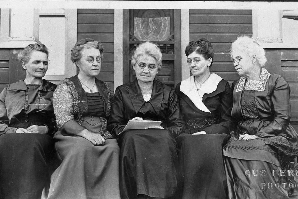 Petticoat government Yoncalla's allwoman city council elected in 1920