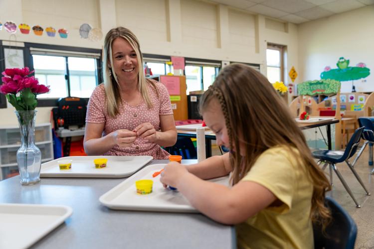 Parents and prospective students peek into Roseburg’s prek classrooms